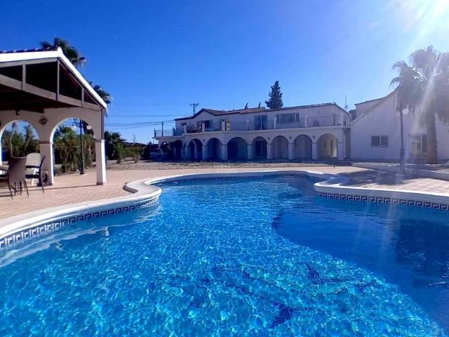 Chalet en venta en Crevillent, Valencia