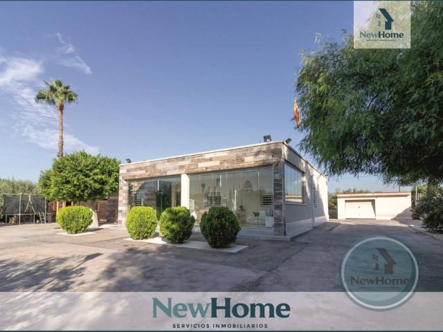 Chalet en venta en Crevillent, Valencia