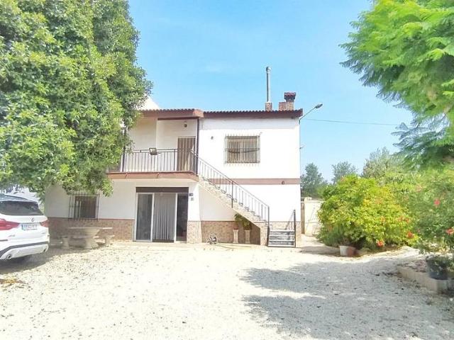 Villa en venta en Crevillent