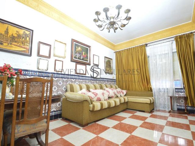 Villa en venta en Sevilla, El Arenal