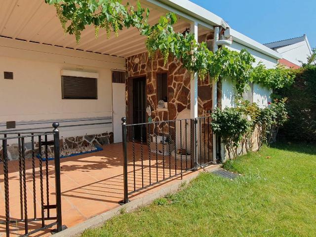 Chalet en venta en Cubillas De Santa Marta, Castilla y León