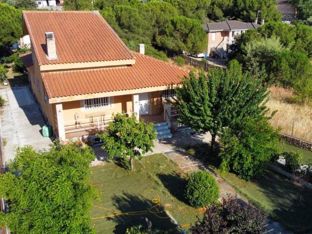 Chalet en venta en El Cubillo De Uceda, Castilla-La Mancha