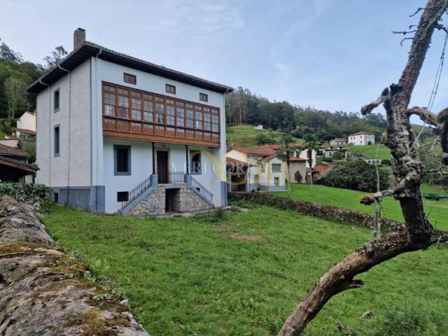 Chalet en venta en Llanes, Asturias