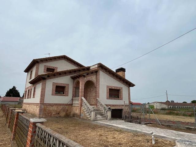 Chalet en venta en Cuéllar, Castilla y León