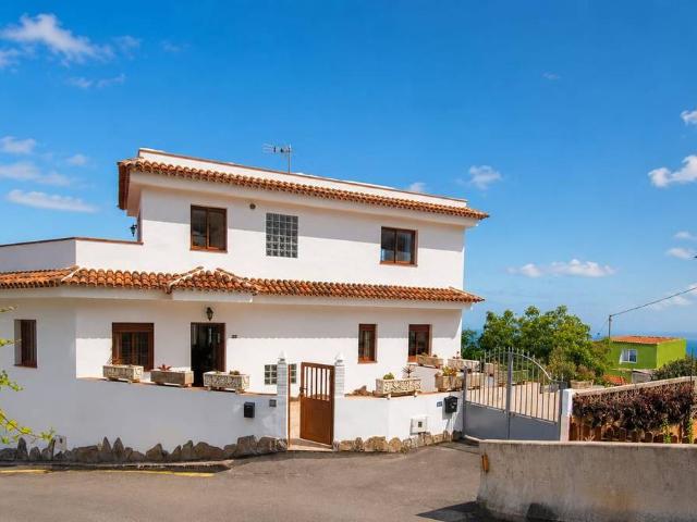 Chalet en venta en Santa Úrsula, Canarias
