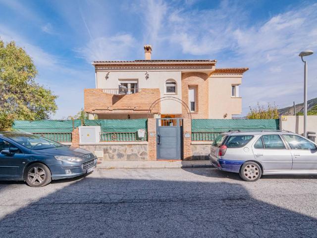 Chalet en venta en Comarca de la Vega de Granada, Andalucía