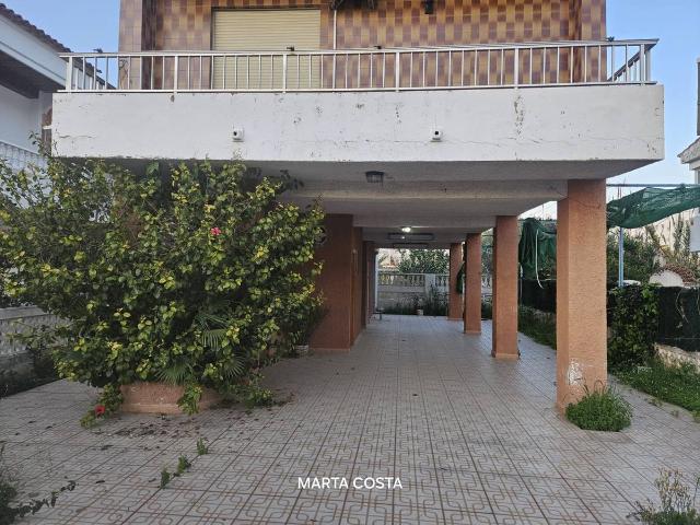 Chalet en venta en Daimús, València / Valencia