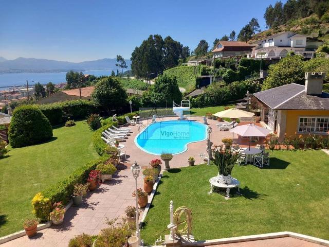 Chalet en venta en Cangas, O Morrazo