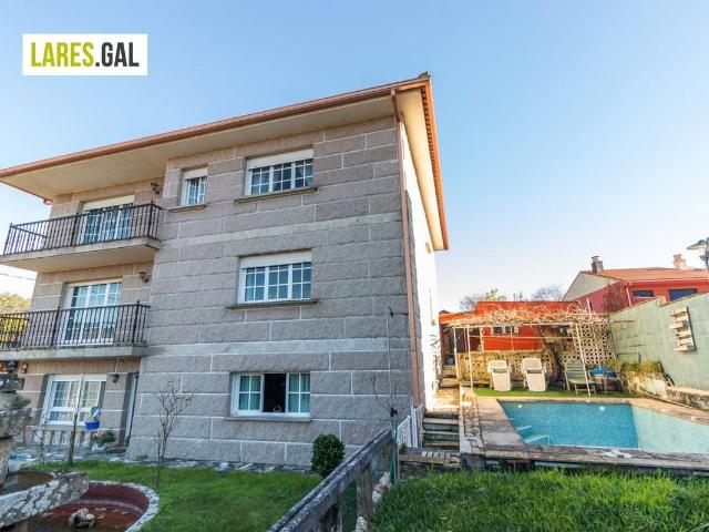 Chalet en venta en O Sinal, Cangas