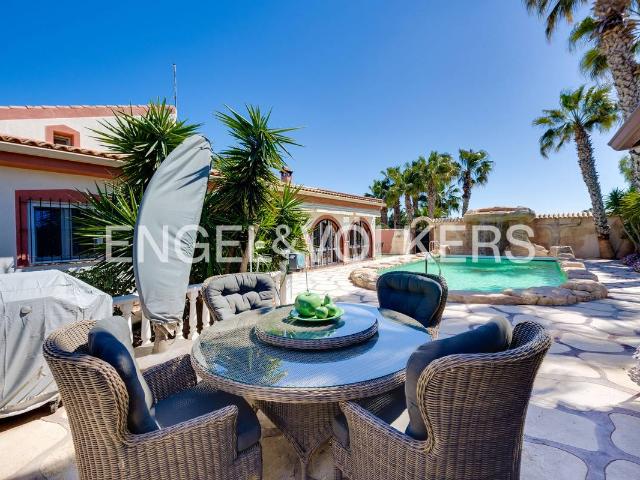 Chalet en venta en el Baix Segura / La Vega Baja, Valencia