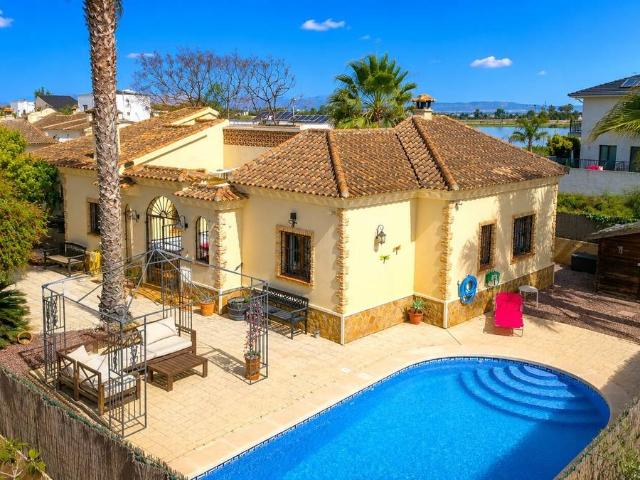 Chalet en venta en el Baix Segura / La Vega Baja, Valencia