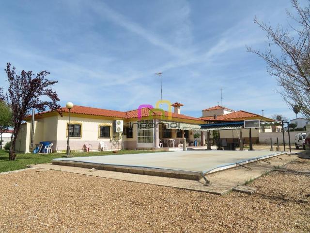 Villa en venta en Badajoz, Casco Antiguo