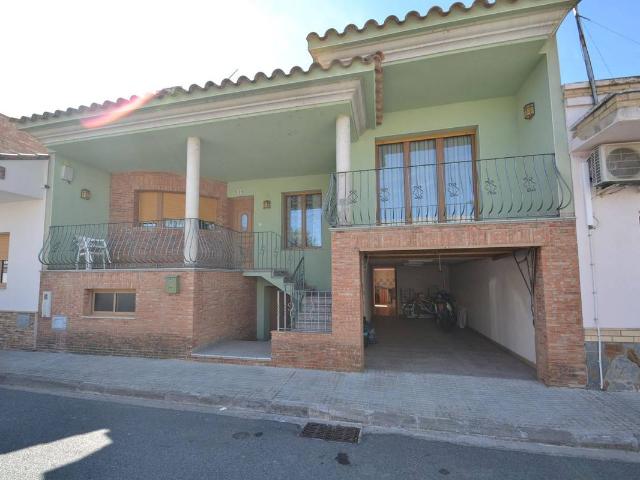 Villa en venta en Deltebre
