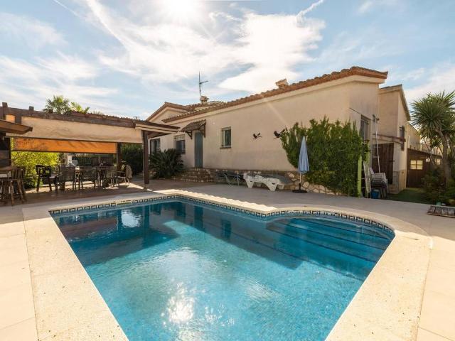 Chalet en venta en Baix Ebre, Catalunya