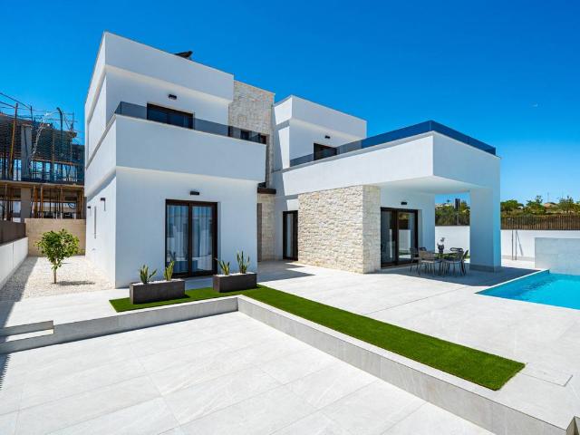 Chalet en venta en Obispo Rocamora, el Baix Segura / La Vega Baja