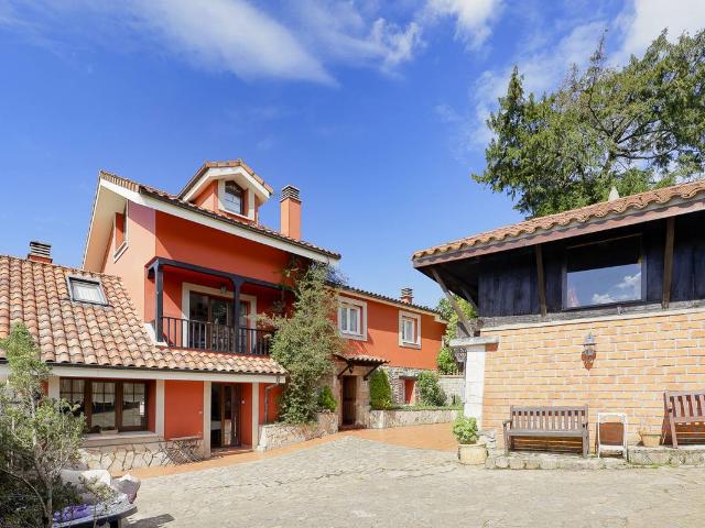 Chalet en venta en Gijón, Asturias