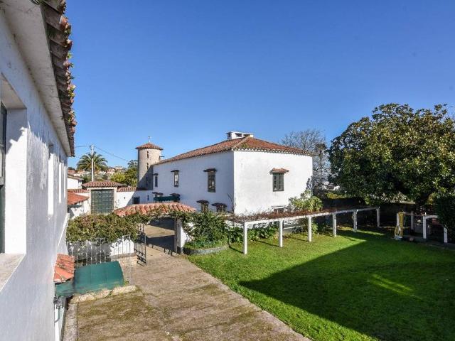 Chalet en venta en Oleiros, A Coruña