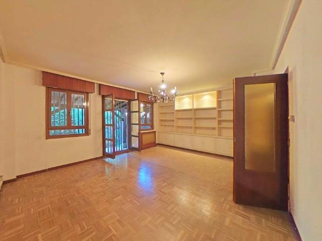 Villa en venta en Dima, Ugarana