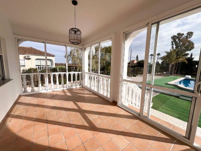 Chalet en venta en Dolores, Valencia