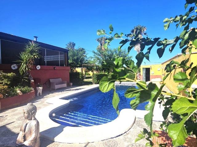 Villa en venta en Dolores