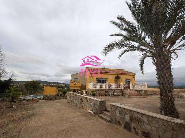 Chalet en venta en Don Álvaro, Badajoz
