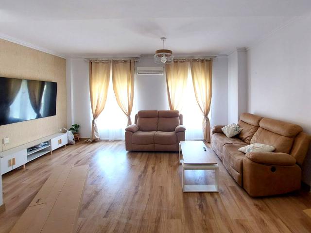 Villa en venta en Don Benito, Barrio de San Sebastián