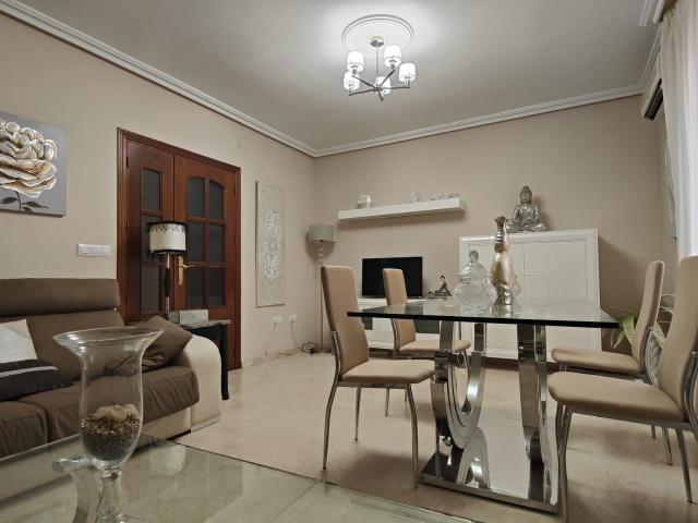 Villa en venta en Don Benito, Barrio de San Sebastián