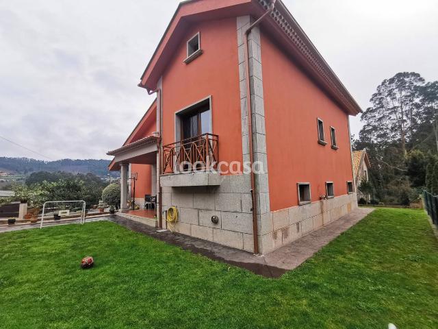 Chalet en venta en Padriñán, O Salnés