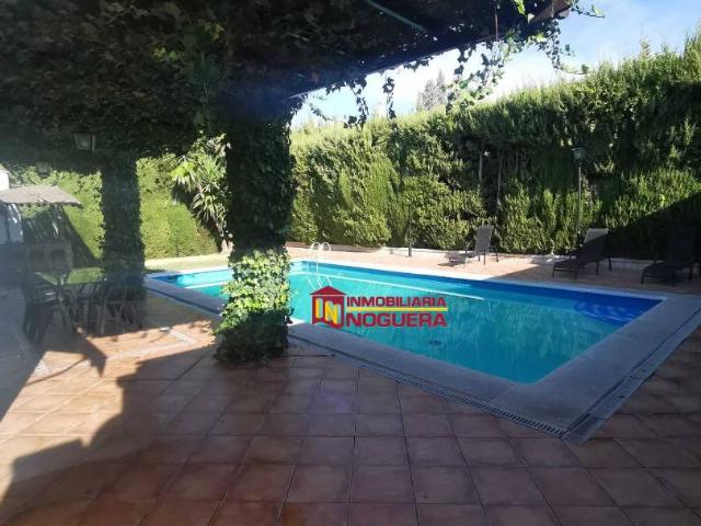 Chalet en venta en Écija, Sevilla
