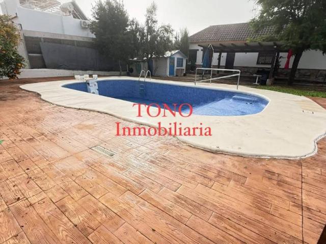 Chalet en venta en Écija, Sevilla