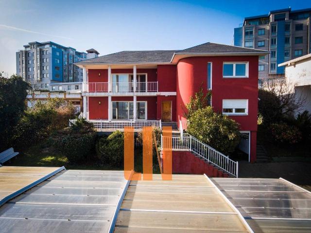 Chalet en venta en Cidade Vella, A Coruña