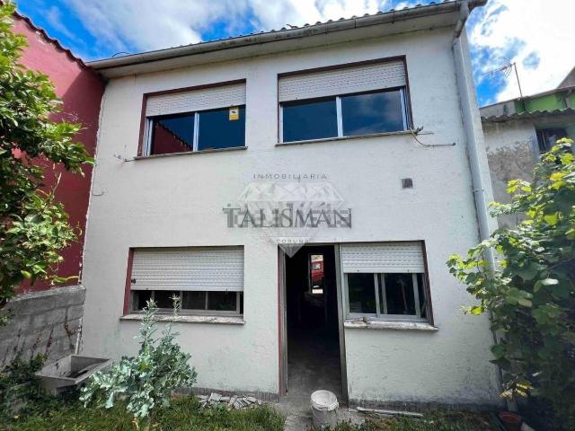 Chalet en venta en Cidade Vella, A Coruña