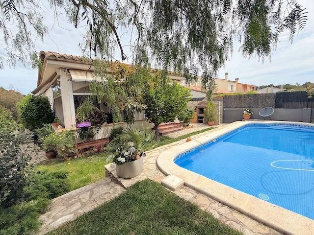 Chalet en venta en Camp dels Pilans, Alt Empordà