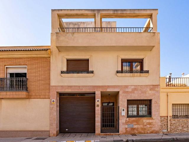 Villa en venta en El Ejido