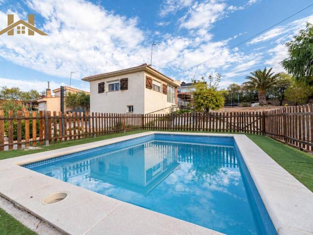Chalet en venta en El Álamo, Madrid