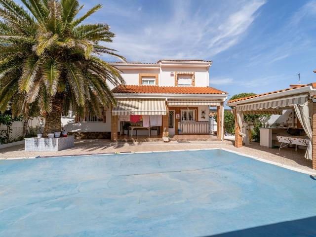 Chalet en venta en El Álamo, Madrid