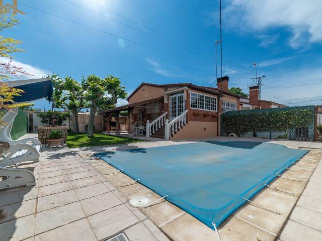Chalet en venta en El Álamo, Madrid
