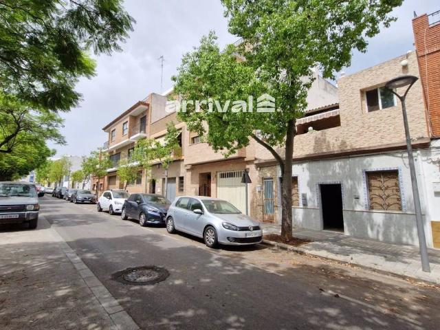 Chalet en venta en l'Horta Nord, Valencia