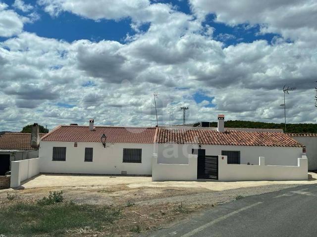 Villa en venta en El Almendro Villa en venta en El Almendro