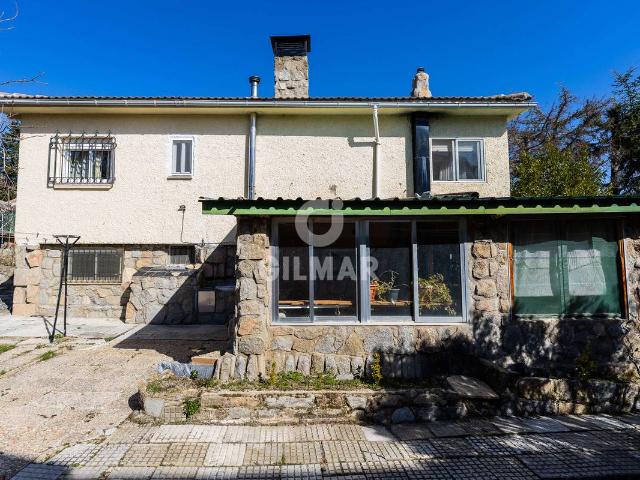Chalet en venta en El Boalo, Madrid