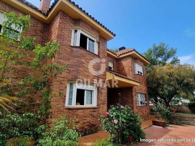 Chalet en venta en Villaviciosa De Odón, Madrid