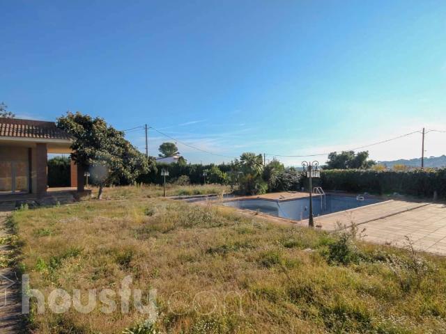 Chalet en venta en El Bruc, Barcelona