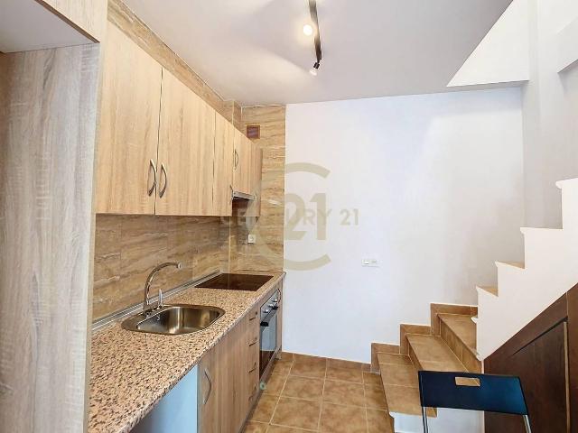 Villa en venta en El Burgo