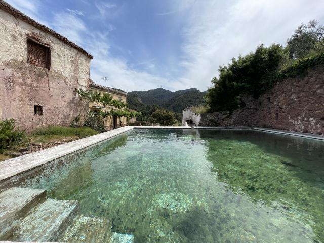 Villa en venta en El Burgo