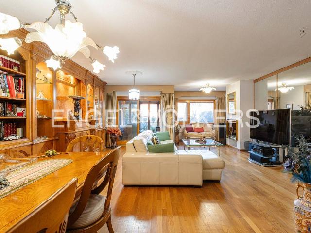 Chalet en venta en Rozas De Puerto Real, Madrid