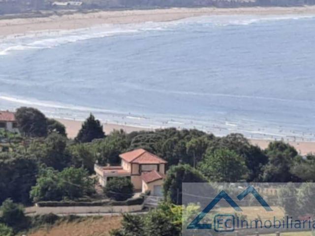 Chalet en venta en Laredo