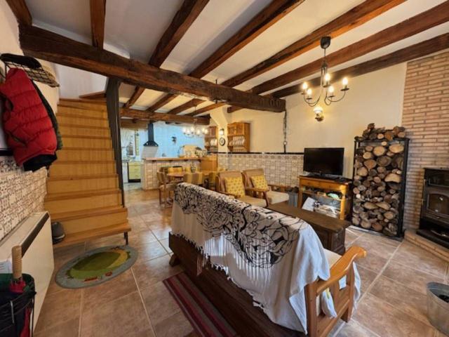 Villa en venta en El Cardoso De La Sierra