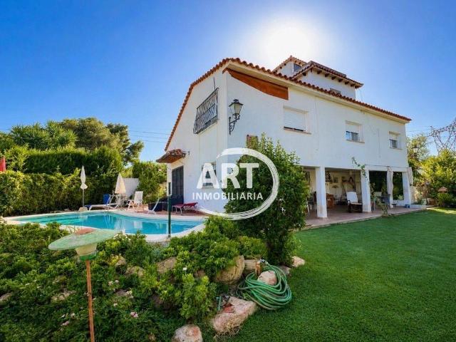 Chalet en venta en Los Almendros, el Camp de Túria