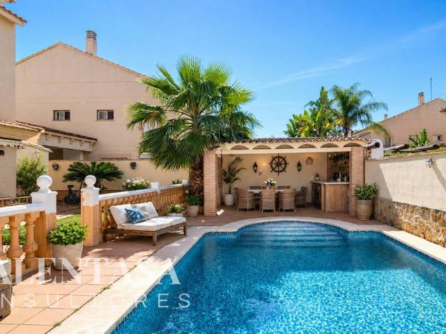 Chalet en venta en Los Almendros, el Camp de Túria