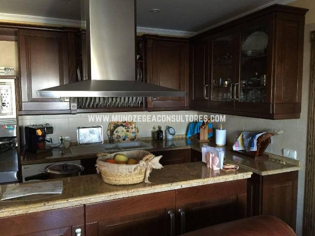 Chalet en venta en Zona 2 (Centro y San Francisco), Lucena